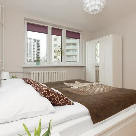 Apartment Bright Boguslawskiego Perfect For Remote Work By Renters Warsaw