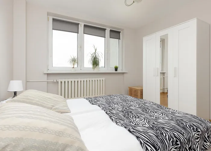 Bright Boguslawskiego Perfect For Remote Work By Renters * Varşova