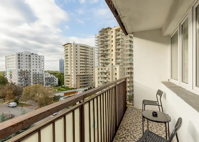 Bright Boguslawskiego Perfect For Remote Work By Renters * Varşova