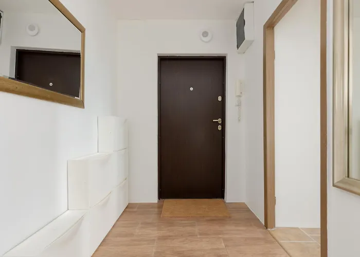 Bright Boguslawskiego Perfect For Remote Work By Renters Daire *